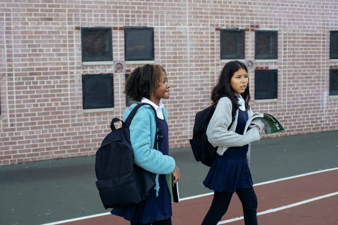 new school making friends